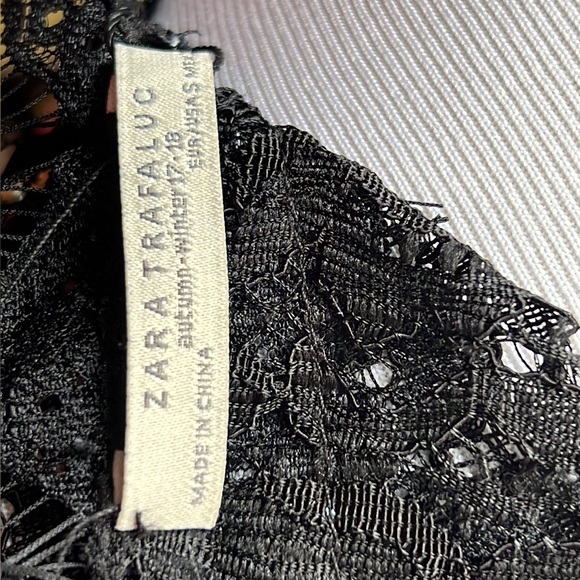 ‼️ ZARA Short Sleeve Sheer Lace Embroidered Bead Top‼️ - Picture 6 of 10